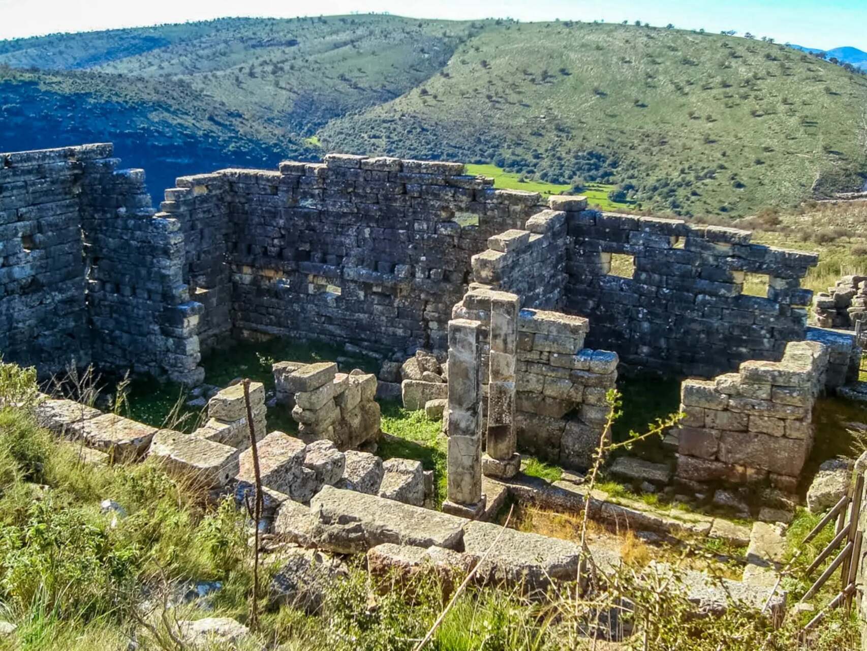 Όρραον, Αρχαία Ακρόπολις των Μολοσσών στην Πρέβεζα